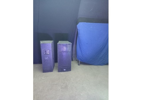 2 Electro Voice XI2123 106 400 HT lunité 480 TTC