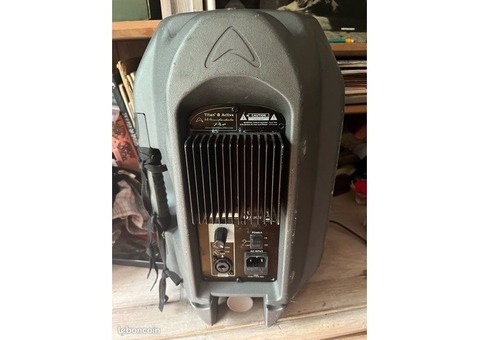 Paire dEnceinte Titan wharfedale 8