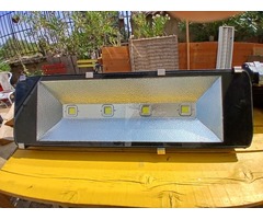 Projecteur led 4 X 100 W