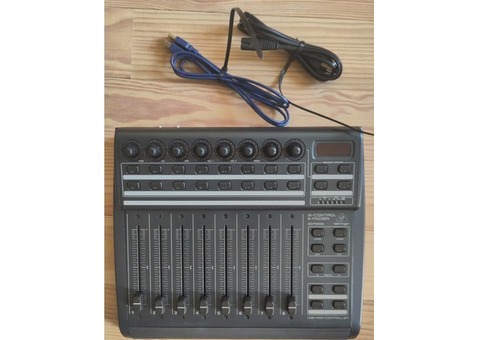 Vends Behringer BControl Fader BCF2000 occasion