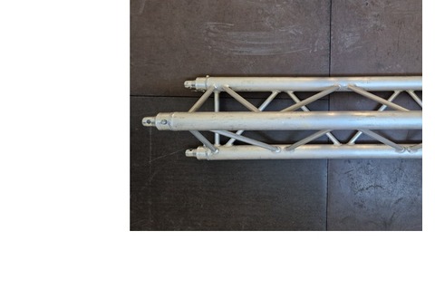 Structure aluminium triangle 1 mètre 18 pièces