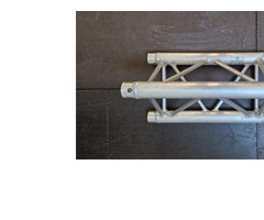 Structure aluminium triangle 05 mètre 10 pièces
