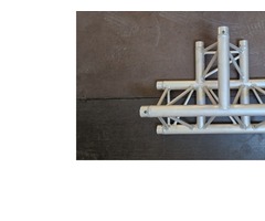 Structure aluminium triangle Raccord T 8 pièces