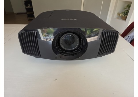 Vidéoprojecteur Sony VPLVW270ES