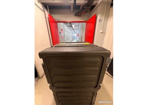 Flight case 6U SKB RSeries Shockrack à roulettes