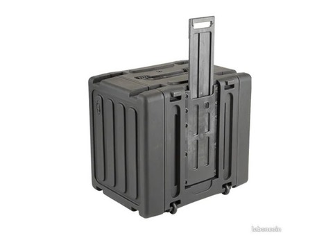 Flight case 8U SKB RSeries Shockrack à roulettes