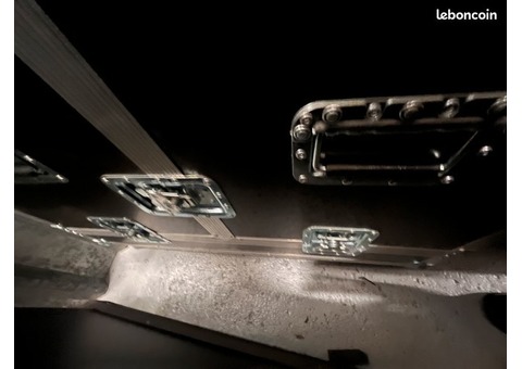 Grand Flight Case sur mesure pour écran 55